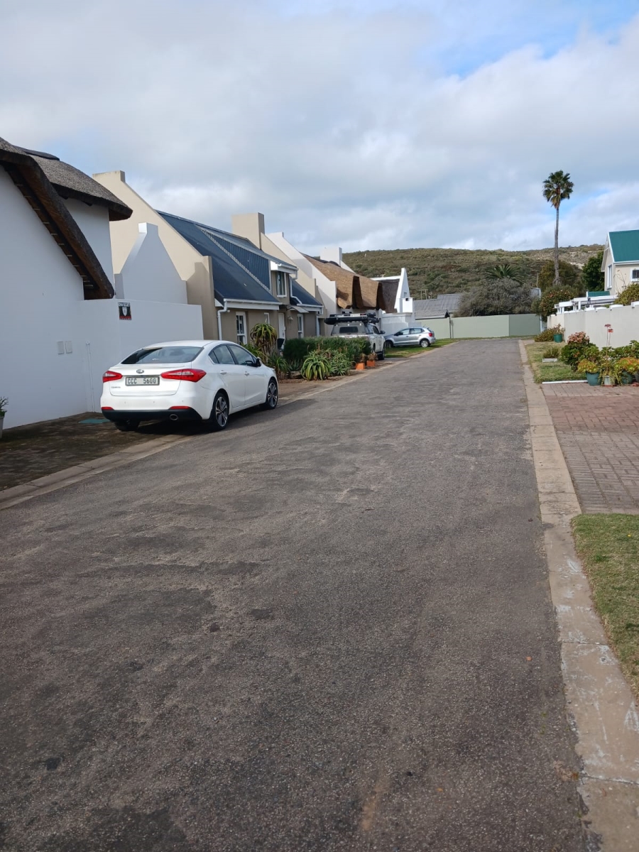 4 Bedroom Property for Sale in Stilbaai Wes Western Cape